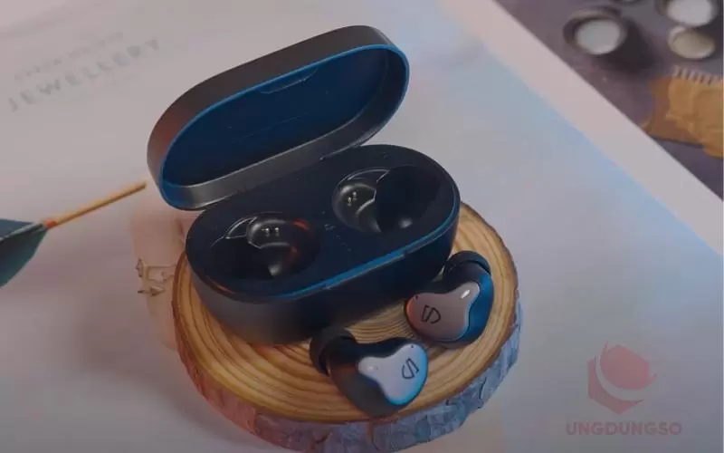 Tai nghe gaming bluetooth